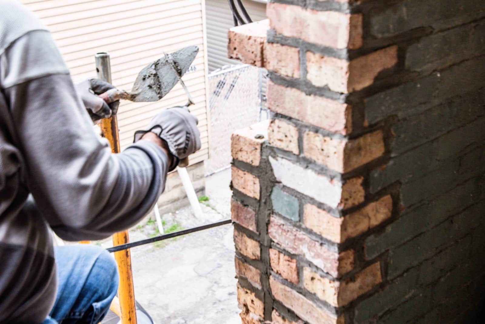Handyman Vs. Contractor Who Should I Hire and Why?