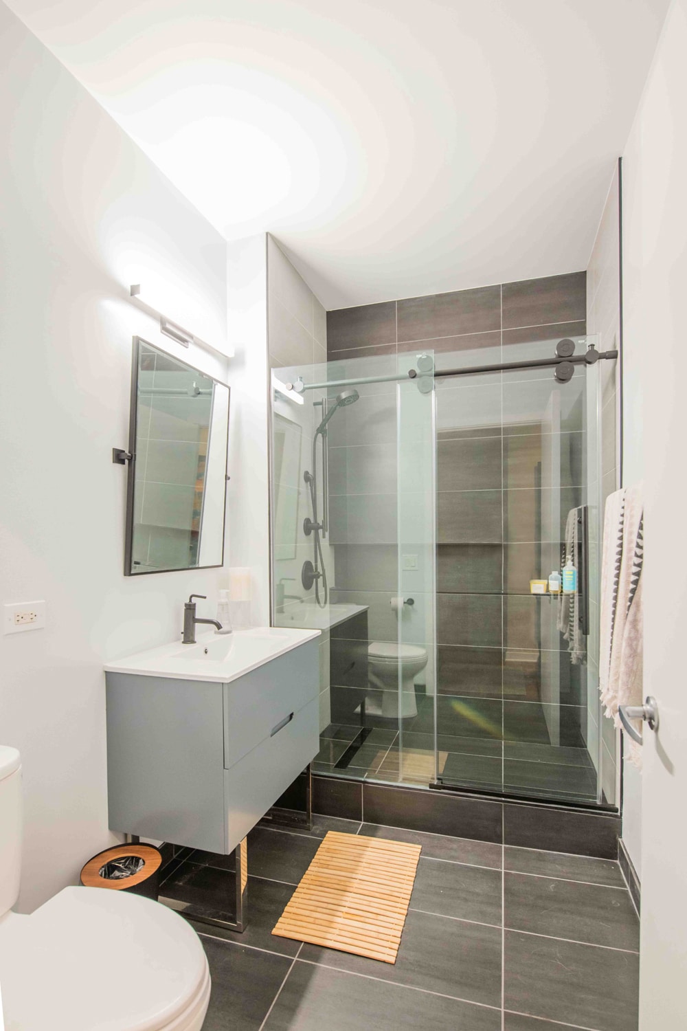 Bathroom Remodel River North, photo 6