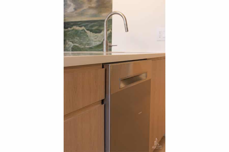 Luxurious Residence in Lincoln Park High Rise, photo 6