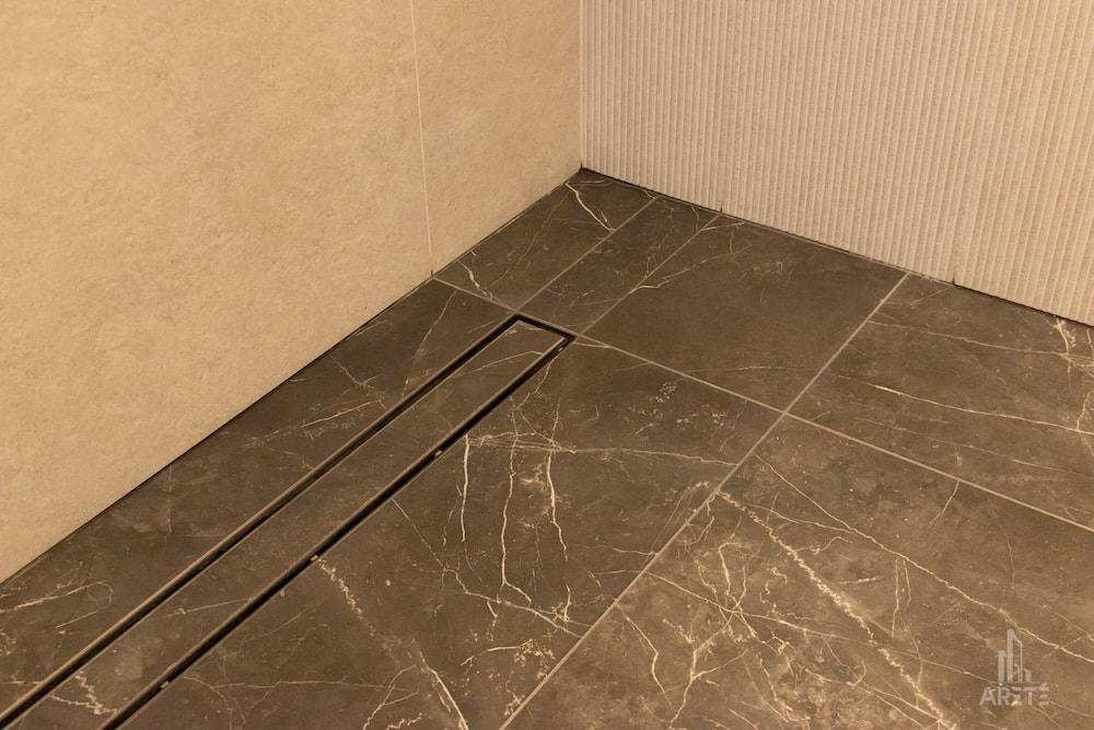 Tasteful Townhome Design in Lakeview, photo 6