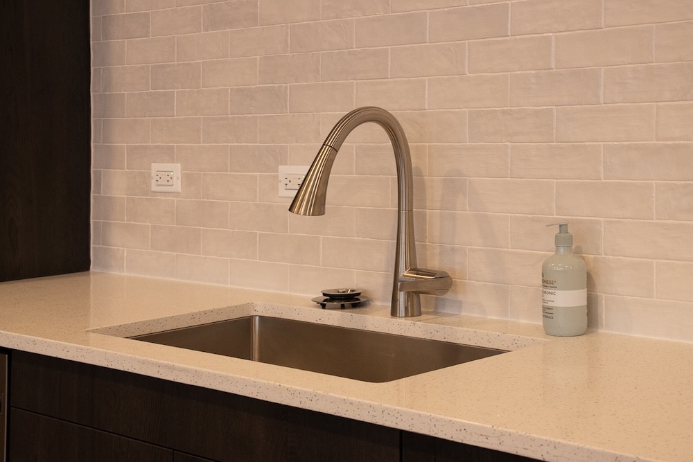 Choosing the Right Backsplash to Complement Your Chicago Kitchen Design