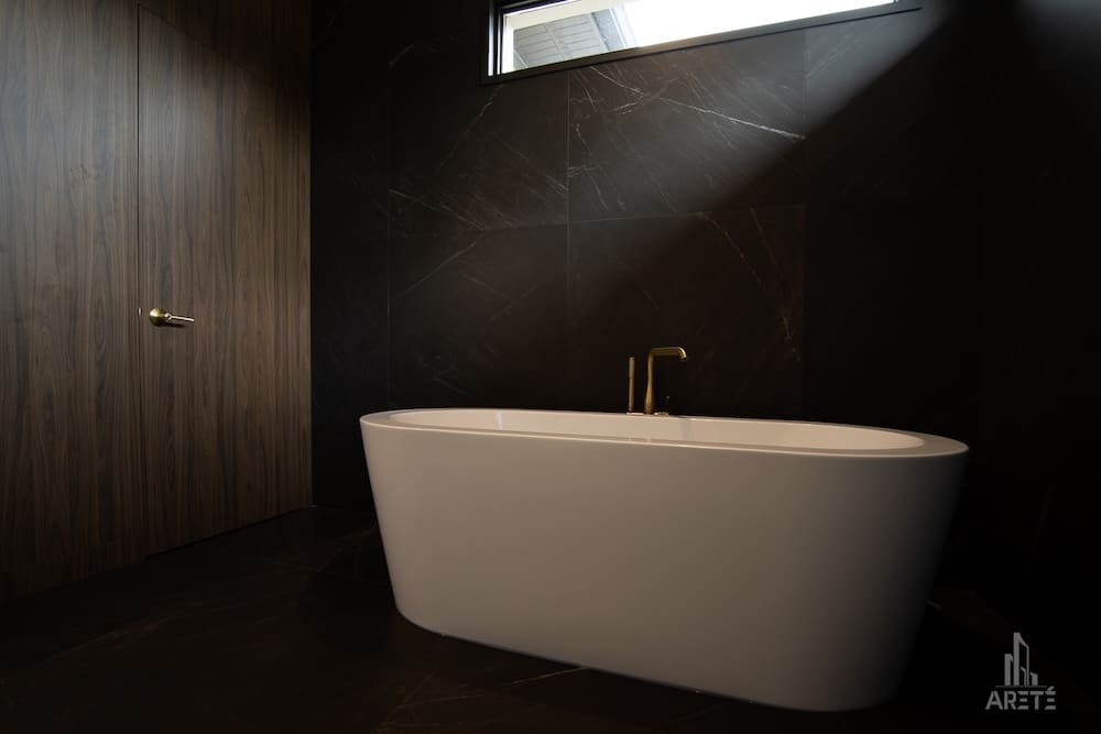 Why Freestanding Tubs Are Trending Again
