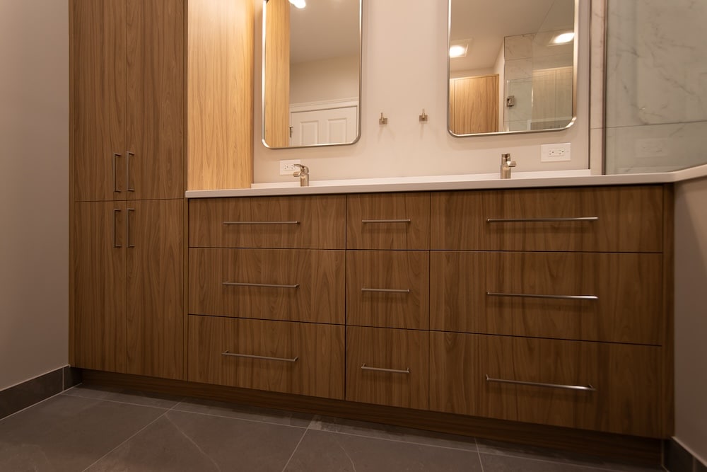 Custom Storage Solutions For Your Small Chicago Bathroom