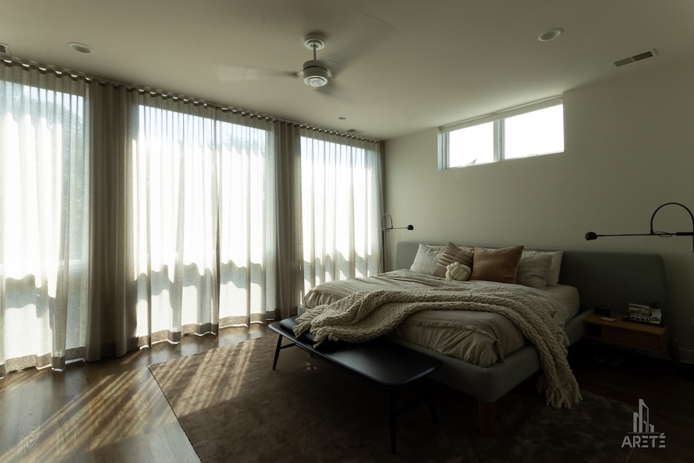 High-End Halsted Haven, photo 13