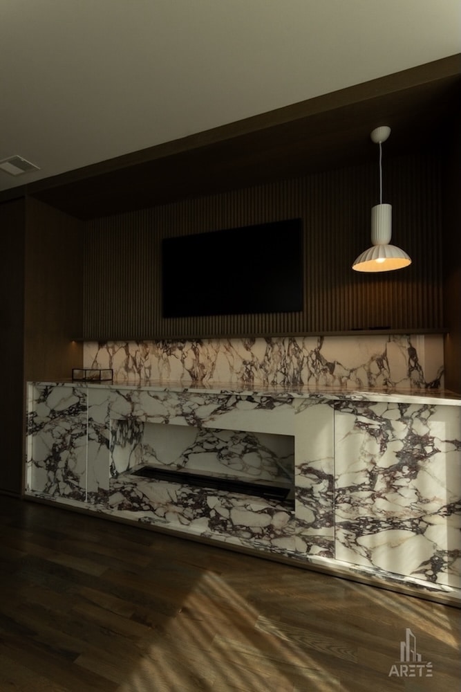 High-End Halsted Haven, photo 3