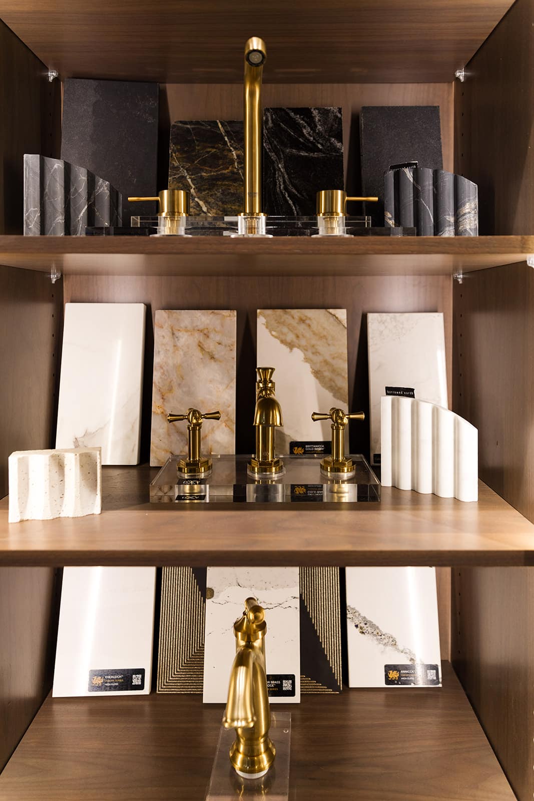 Harbor Showroom, photo 11