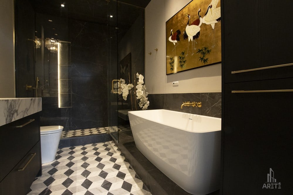 Wet Room vs Walk In Shower for a Chicago Condo Bathroom